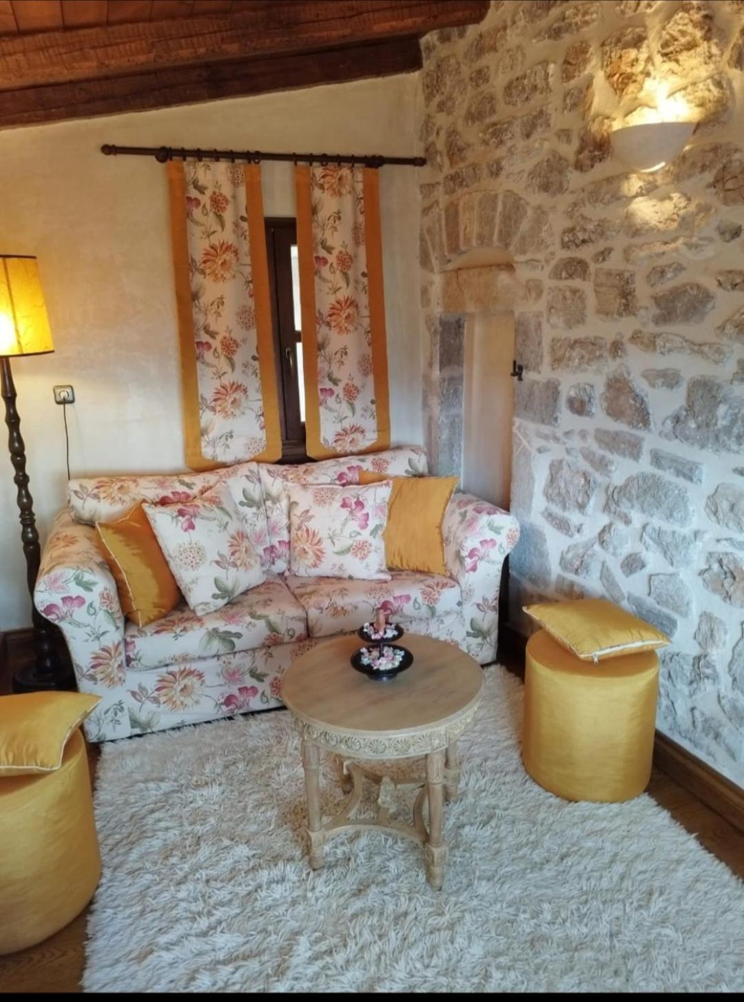 Lousiou Nymphes Escape Suites Dimitsana Exterior foto